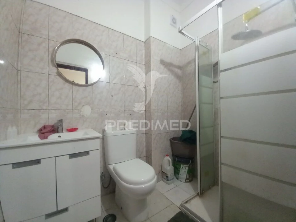 Apartamento T2 para Venda em Barreiro e Lavradio Foto 14
