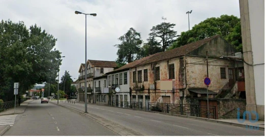 Moradia T10 para Venda em Adoufe e Vilarinho de Samardã