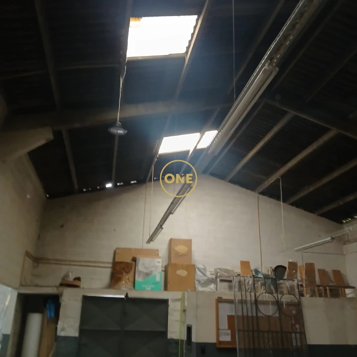 Armazém para Venda em Rebordosa Foto 12