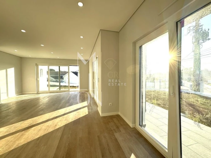 Moradia T3 para Venda em Santo Isidoro Foto 24