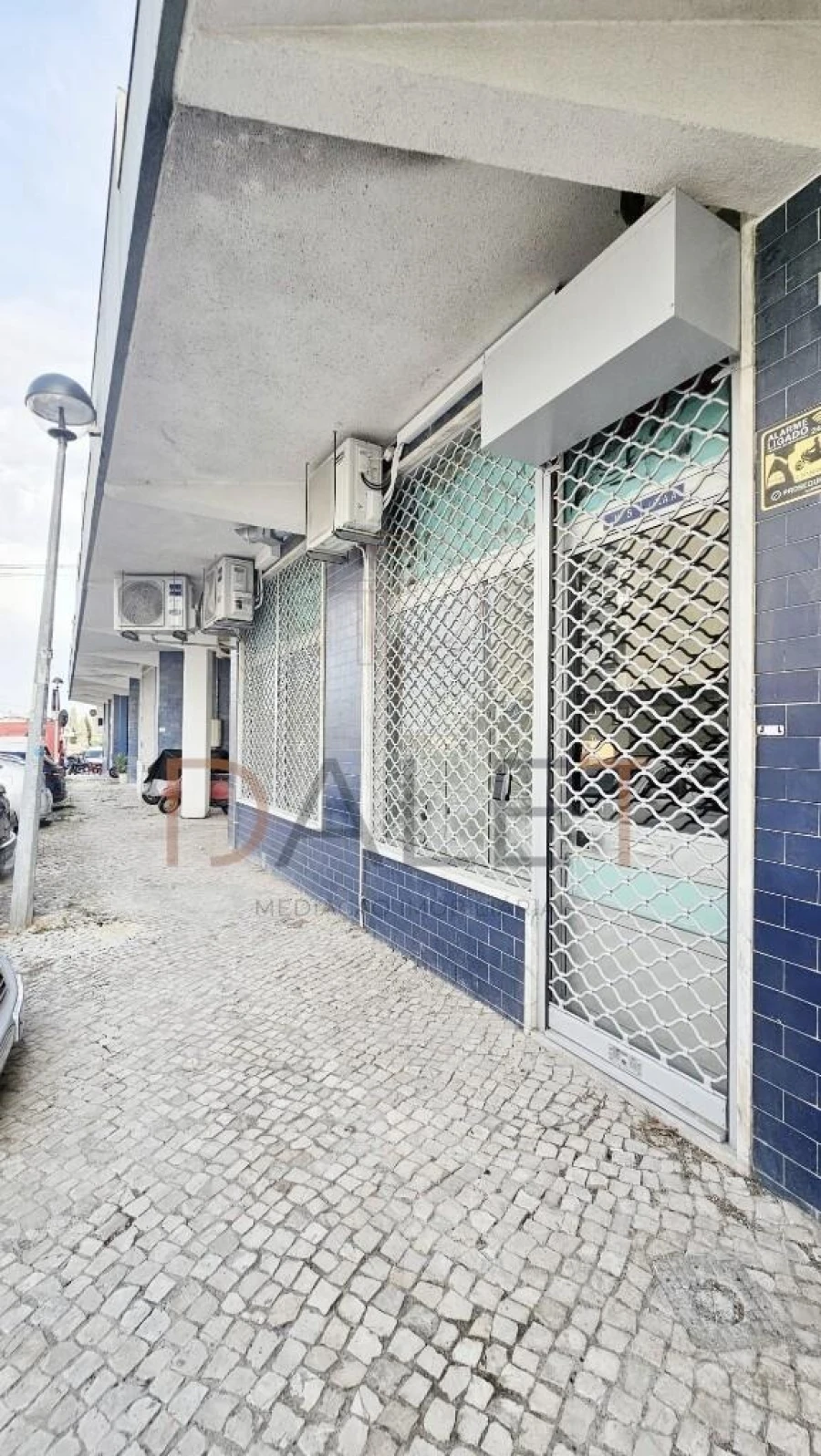 Loja para Venda em Loures Foto 13