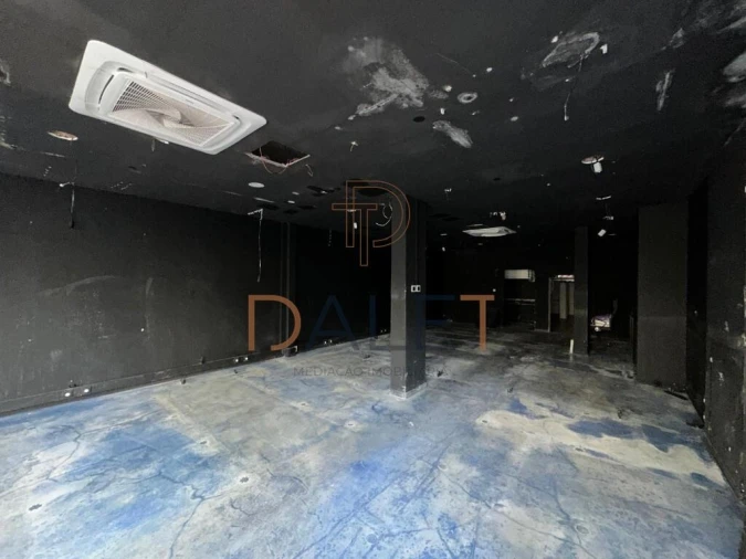 Loja para Venda em Loures