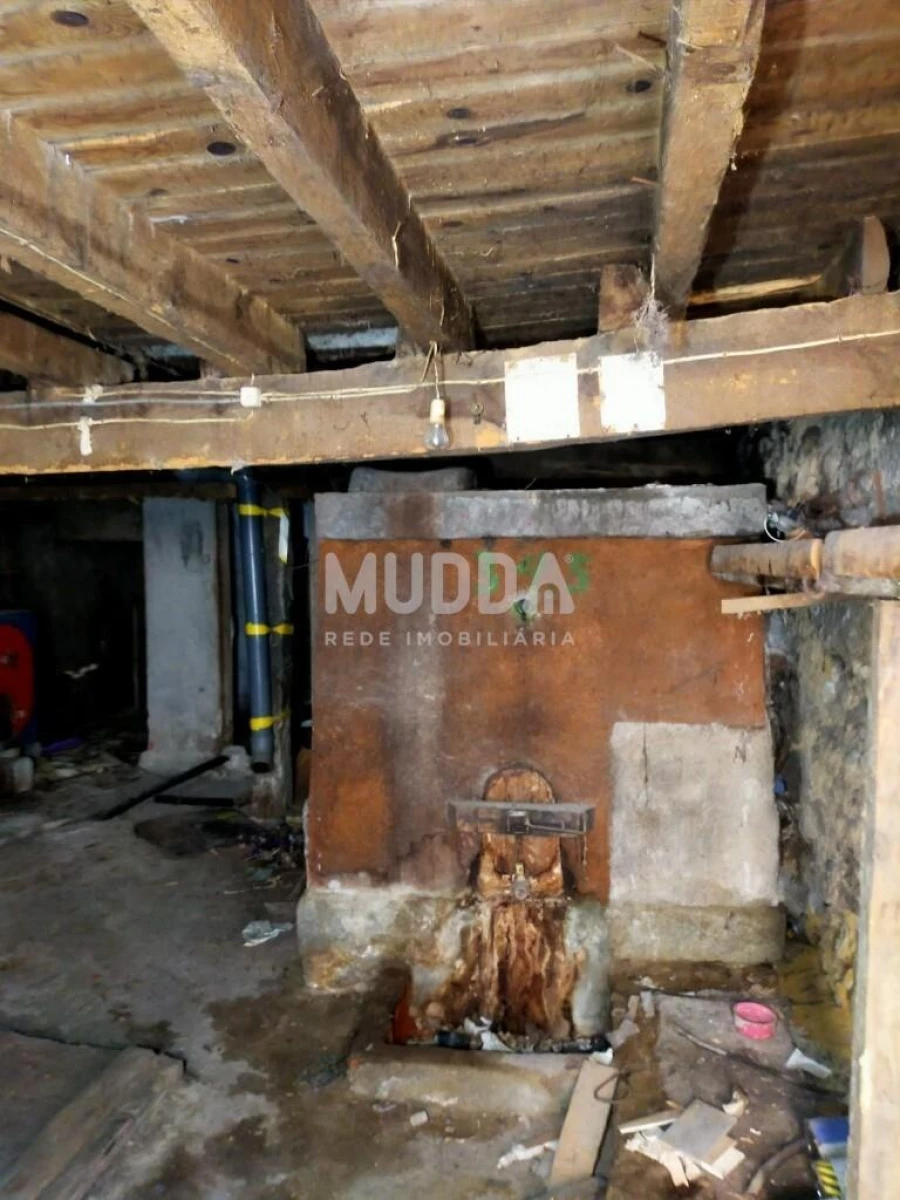 Moradia T3 para Venda em Cativelos Foto 33