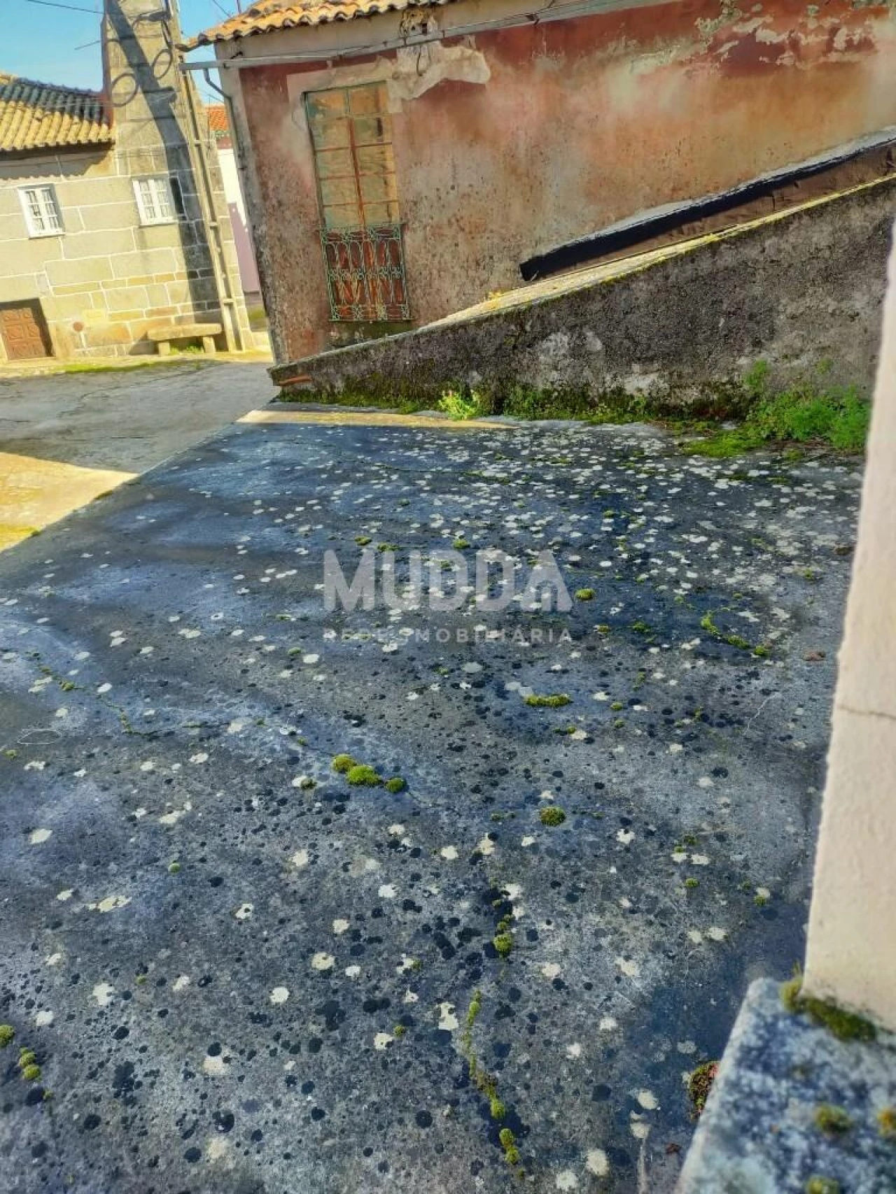 Moradia T3 para Venda em Cativelos Foto 40