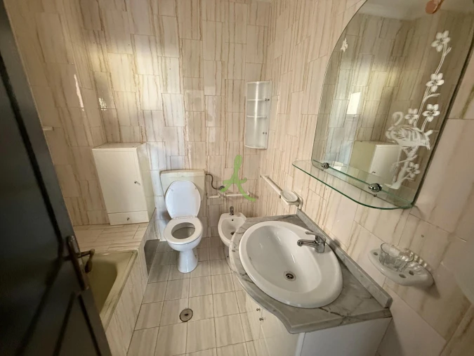 Apartamento T2 para Venda em Quarteira Foto 9