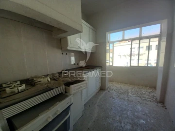 Apartamento T1 para Venda em Baixa da Banheira e Vale da Amoreira