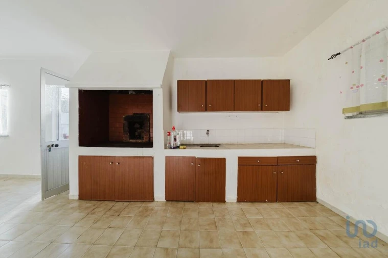 Moradia T2 para Venda em Ferrel Foto 7