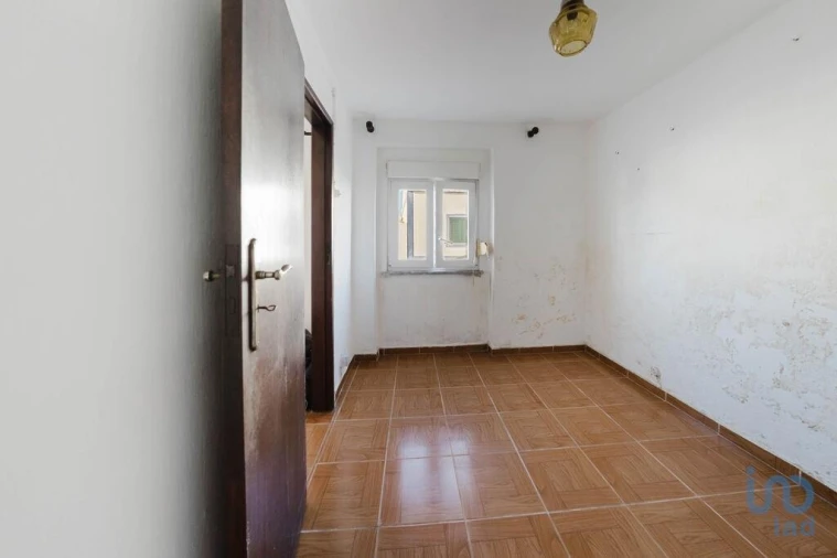 Moradia T2 para Venda em Ferrel Foto 9