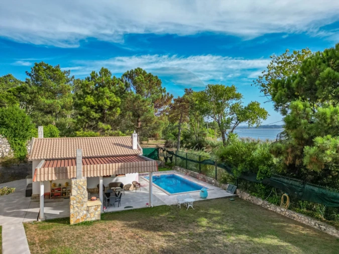 Moradia T2 para Venda em Foz do Arelho Foto 2