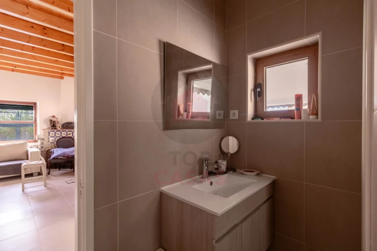 Moradia T2 para Venda em Foz do Arelho Foto 12