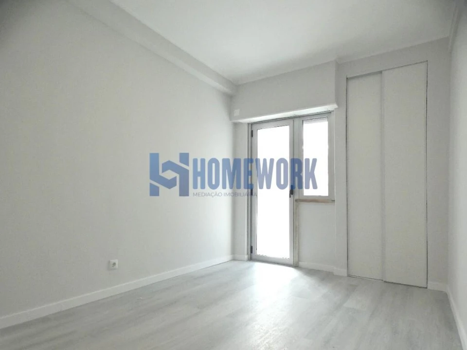 Apartamento T2 para Venda em Oeiras e São Julião da Barra, Paço de Arcos e Caxias Foto 16