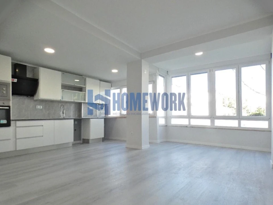 Apartamento T2 para Venda em Oeiras e São Julião da Barra, Paço de Arcos e Caxias Foto 2