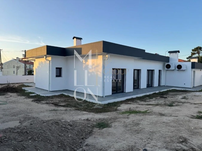 Moradia T3 para Venda em Santo Isidoro Foto 27