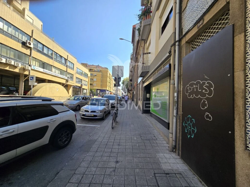 Apartamento T2 para Venda em Paranhos Foto 20