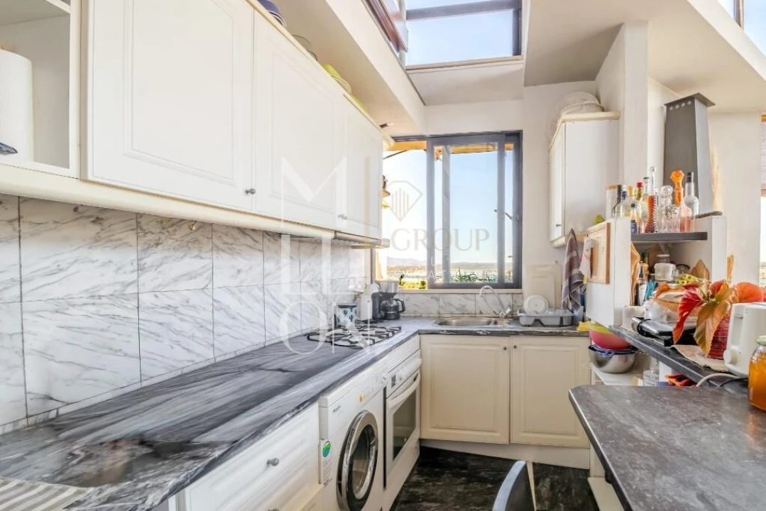 Apartamento T2 para Venda em Portimão Foto 10