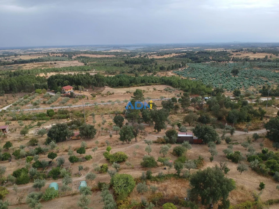 Quinta T1 para Venda em Louriçal do Campo Foto 8