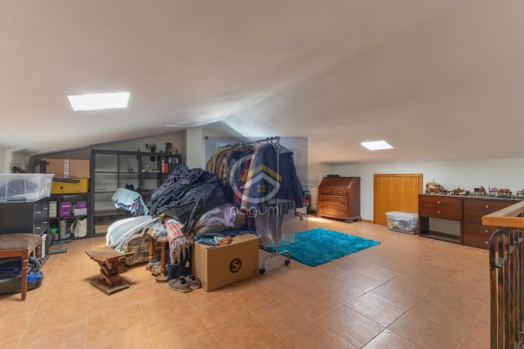 Moradia T3 para Venda em Astromil Foto 25