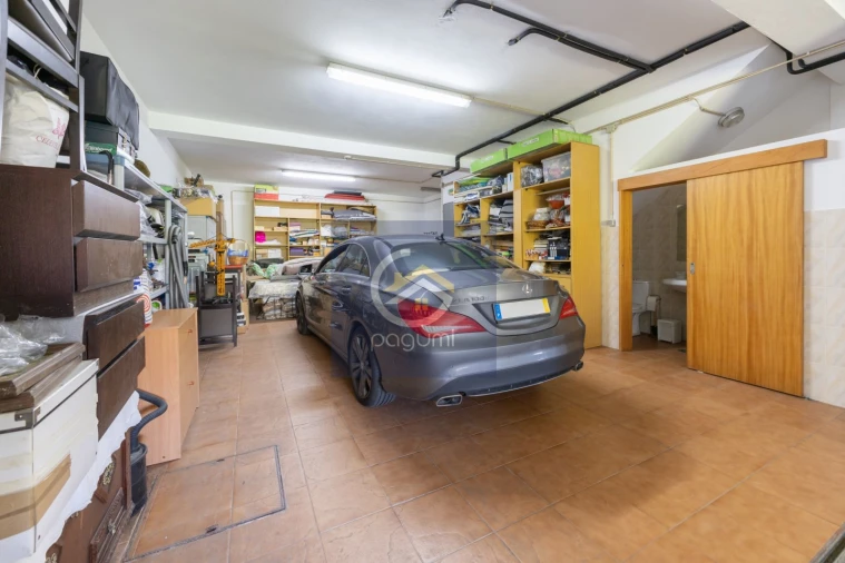 Moradia T3 para Venda em Astromil Foto 36