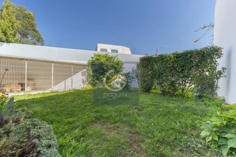 Moradia T3 para Venda em Astromil Foto 43