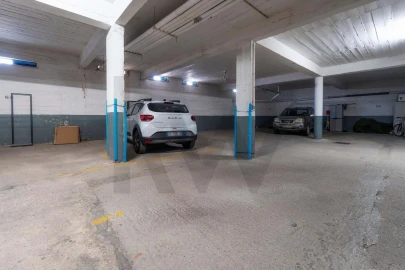 Apartamento T1 para Venda em Loule (São Clemente)