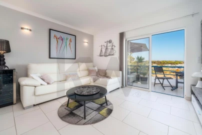 Apartamento T1 para Venda em Loule (São Clemente)