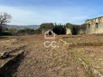 Moradia T6 para Venda em Santa Maria Maior e Monserrate e Meadela