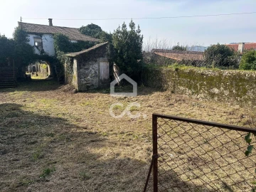 Moradia T6 para Venda em Santa Maria Maior e Monserrate e Meadela