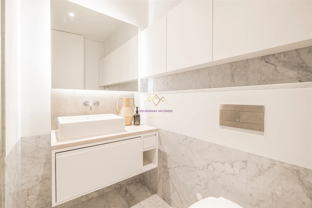 Apartamento T3 para Venda em Avenidas Novas Foto 59