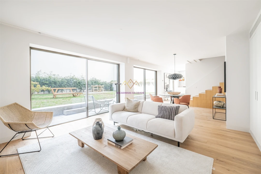 Apartamento T3 para Venda em Avenidas Novas Foto 3