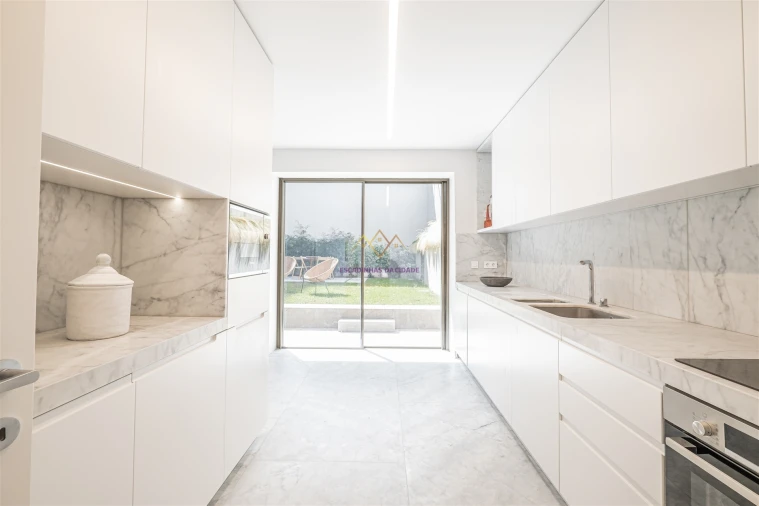 Apartamento T3 para Venda em Avenidas Novas Foto 16