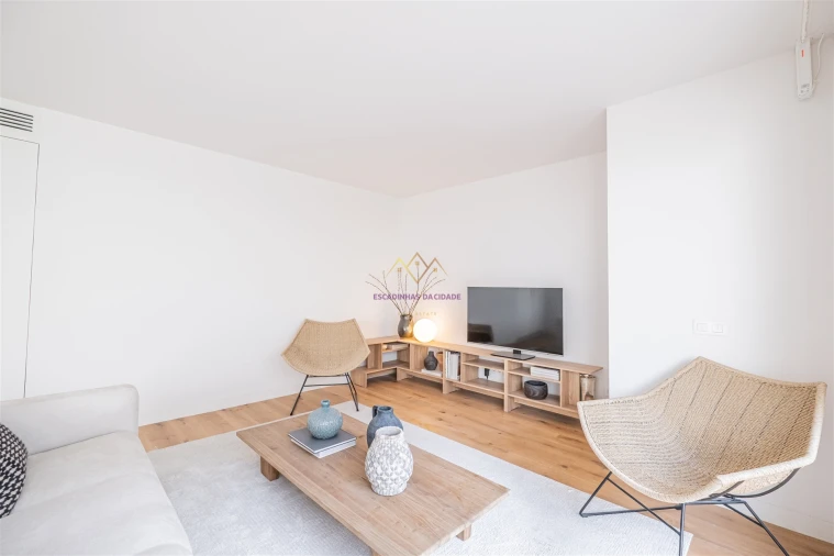 Apartamento T3 para Venda em Avenidas Novas Foto 6