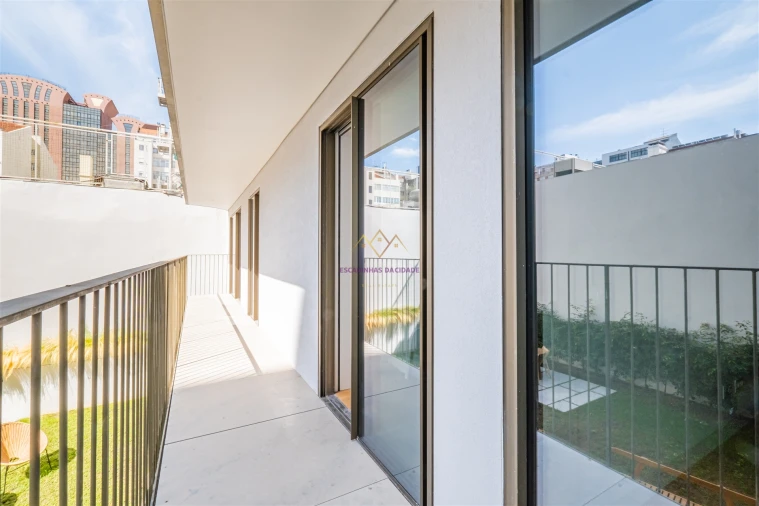 Apartamento T3 para Venda em Avenidas Novas Foto 49