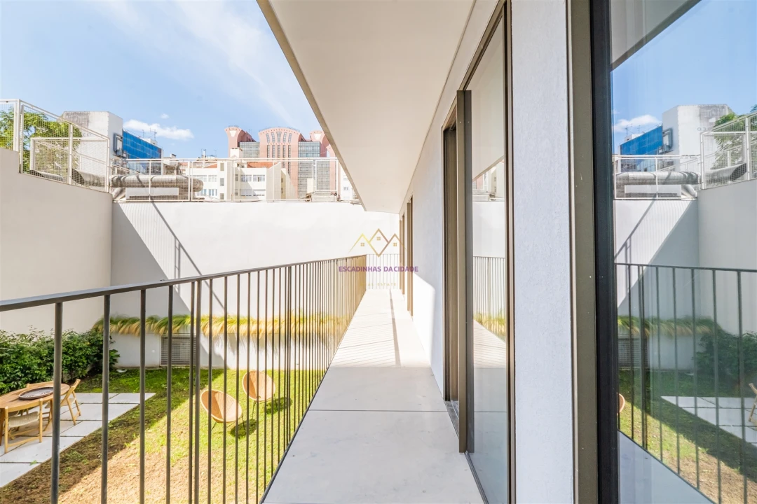 Apartamento T3 para Venda em Avenidas Novas Foto 48
