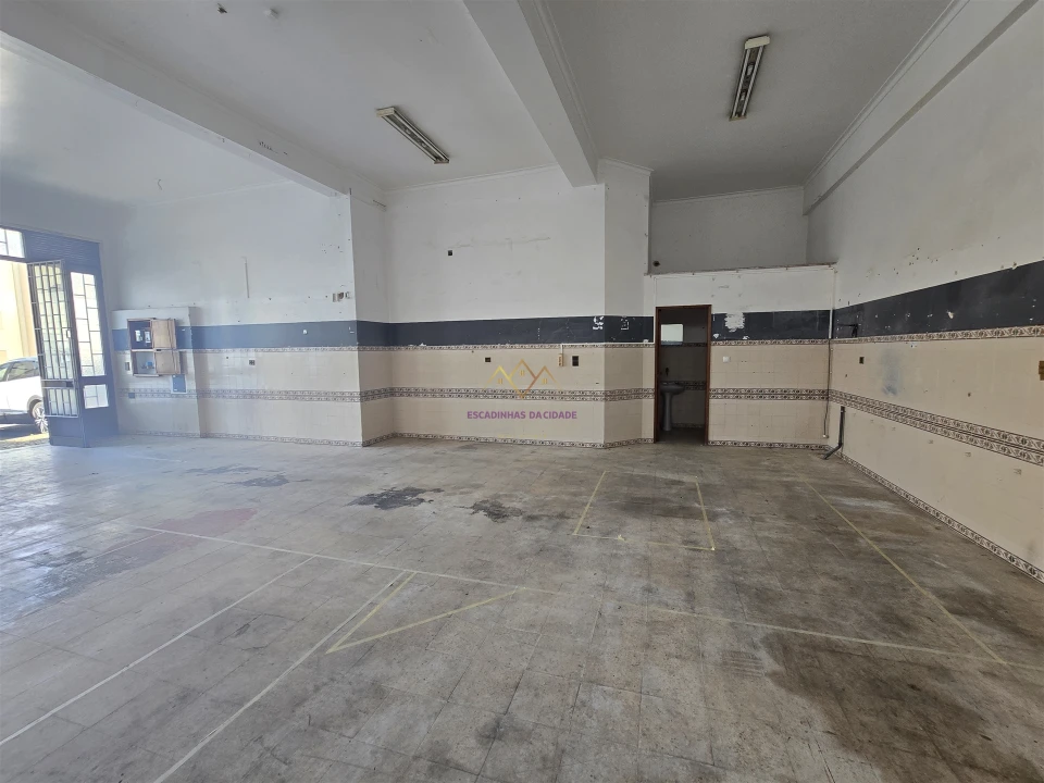 Loja para Venda em Águas Livres Foto 3