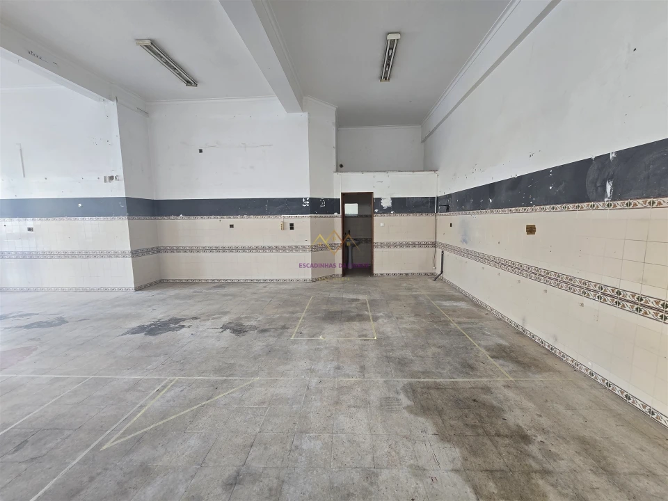 Loja para Venda em Águas Livres Foto 2