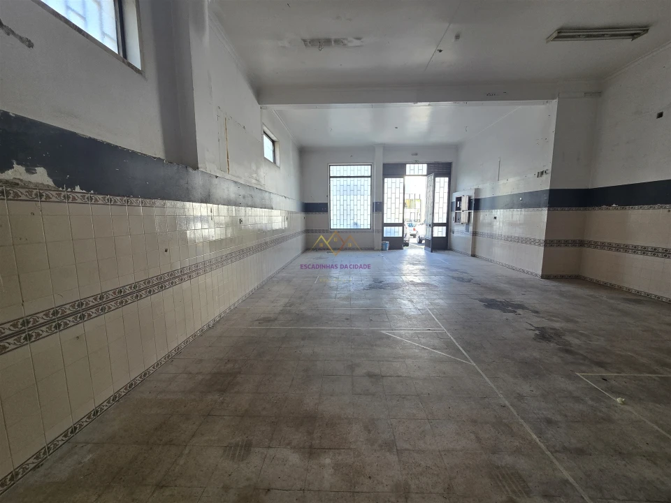 Loja para Venda em Águas Livres Foto 4