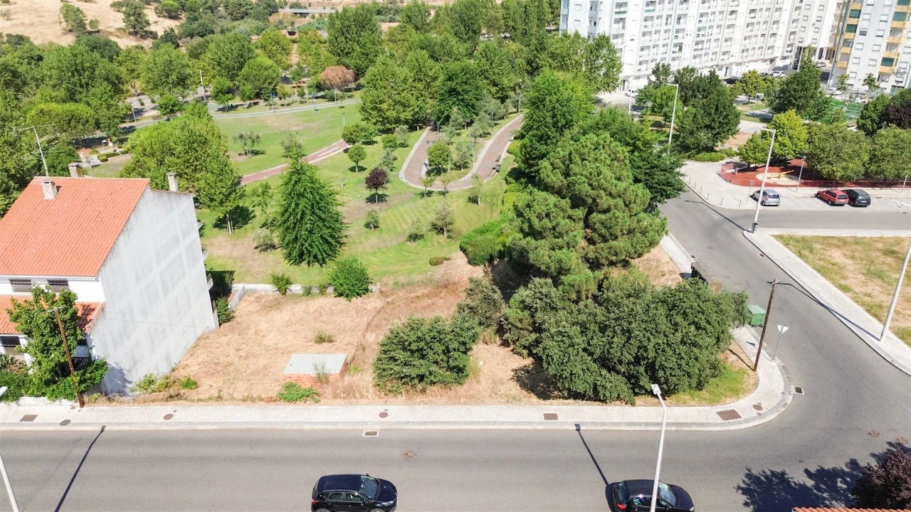 Terreno para Venda em Castelo Branco Foto 5