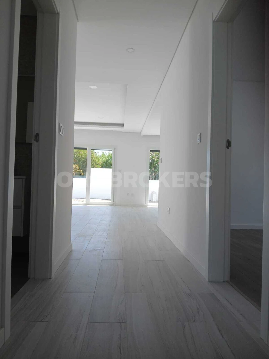 Moradia T4 para Venda em Fernao Ferro Foto 18