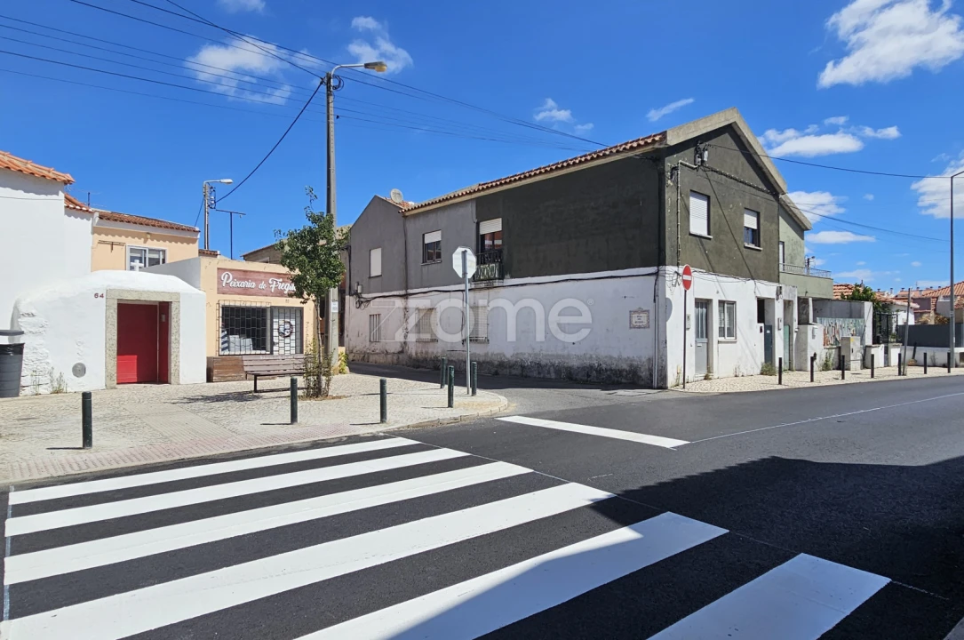 Prédio para Venda em São Domingos de Rana Foto 5