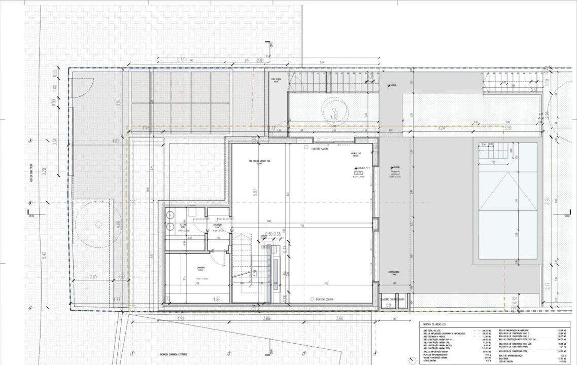 Moradia T5 para Venda em Vialonga Foto 19