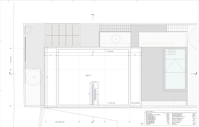 Moradia T5 para Venda em Vialonga Foto 22