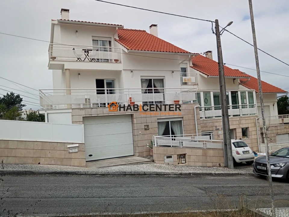 Moradia T3 para Venda em Nazare Foto 4