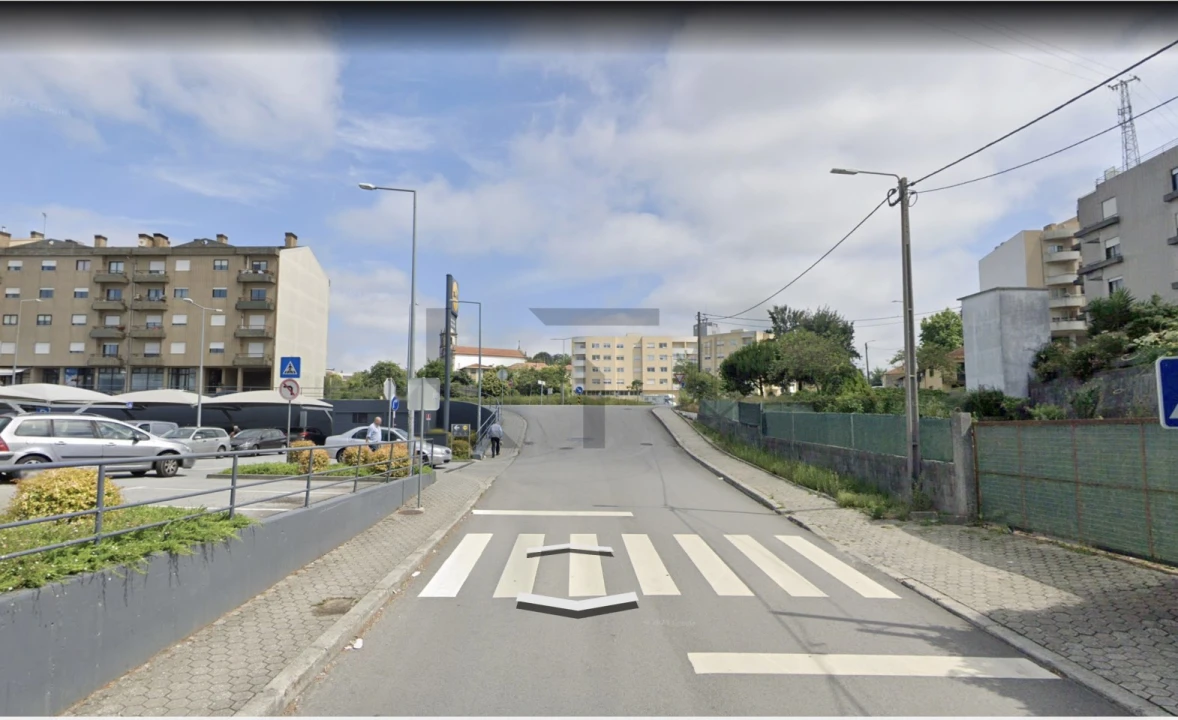 Terreno Misto para Venda em Arrifana Foto 5