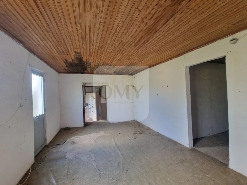 Moradia T3 para Venda em Lobrigos (São Miguel e São João Baptista) e Sanhoane Foto 4