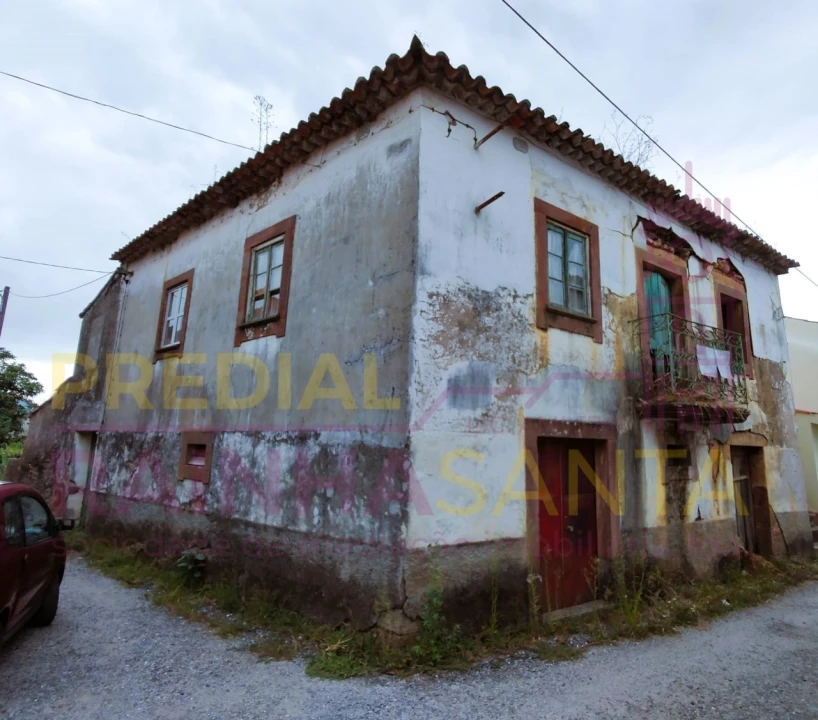 Moradia T3 para Venda em Pombeiro da Beira Foto 2