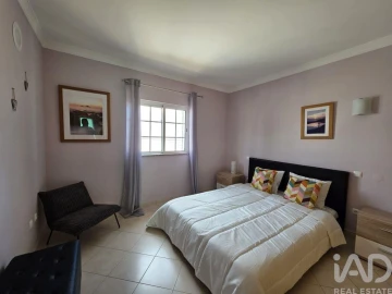 Moradia T3 para Venda em Albufeira e Olhos de Água