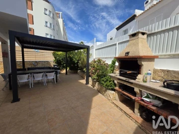 Moradia T3 para Venda em Albufeira e Olhos de Água