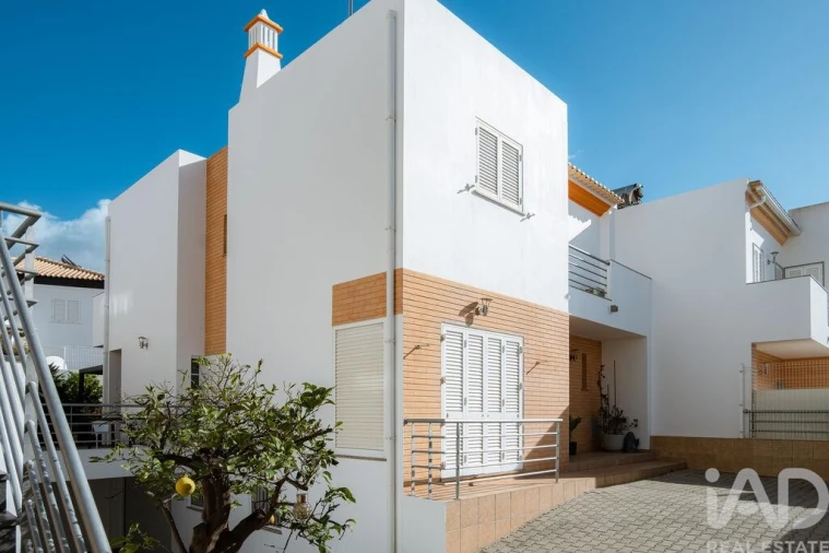 Moradia T3 para Venda em Albufeira e Olhos de Água Foto 24