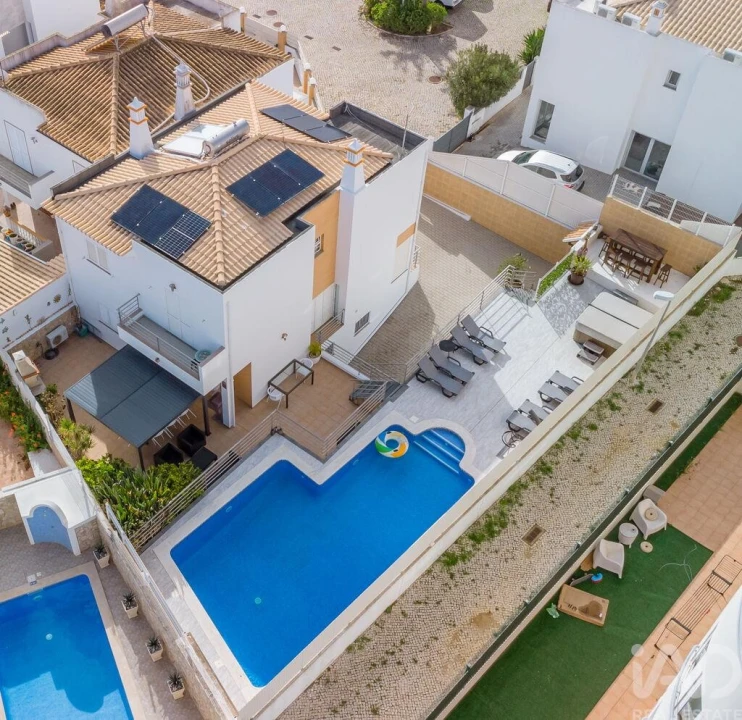 Moradia T3 para Venda em Albufeira e Olhos de Água Foto 2