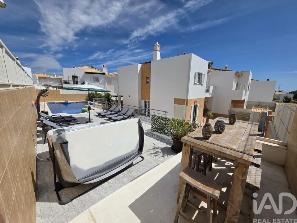 Moradia T3 para Venda em Albufeira e Olhos de Água Foto 5